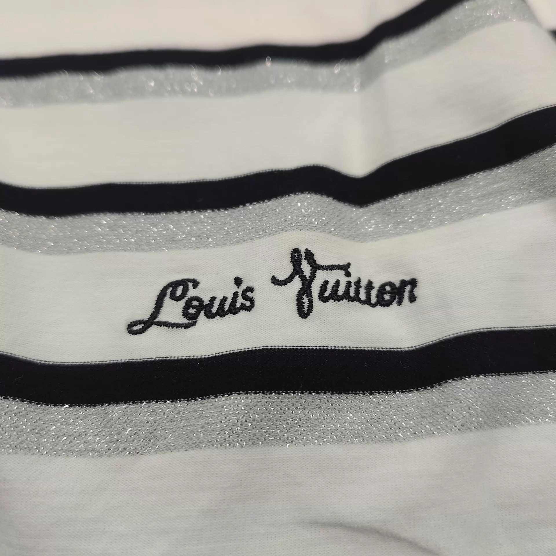 Louis Vuitton LV 99 new long-sleeve base layer women's XL Size XL / US 12-14 / IT 48-50 - 5 Thumbnail