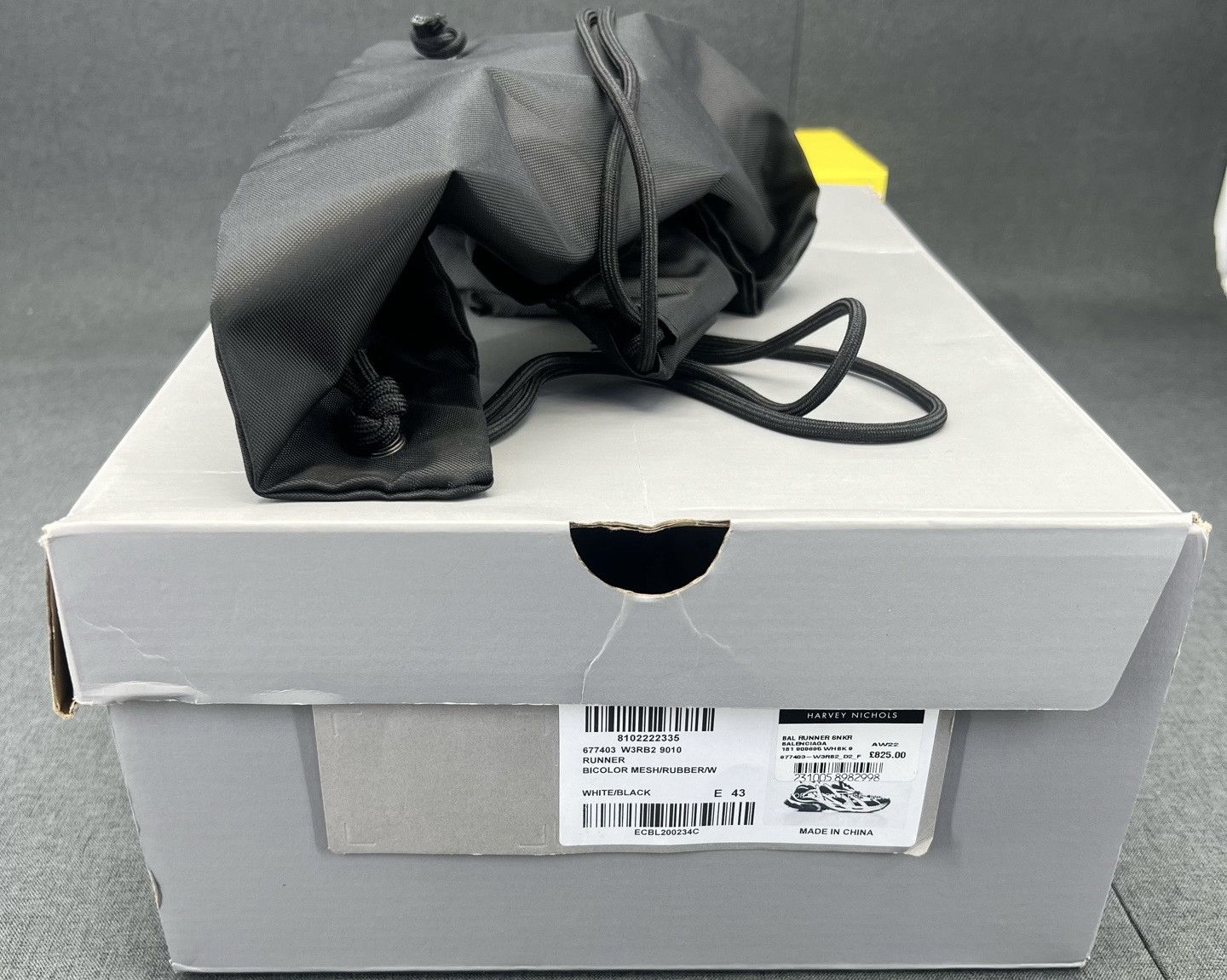 Balenciaga Balenciaga Runner Black and White Sneakers Size US 10 / EU 43 - 9 Thumbnail