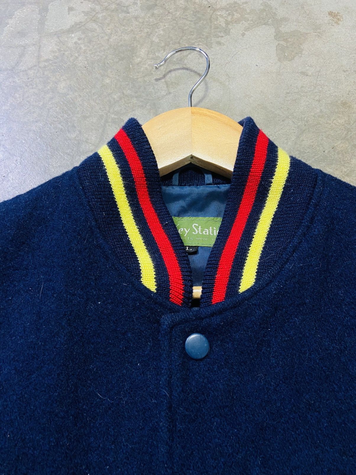 Vintage Vintage Key Station Wool Varsity Jacket Size US L / EU 52-54 / 3 - 10 Thumbnail