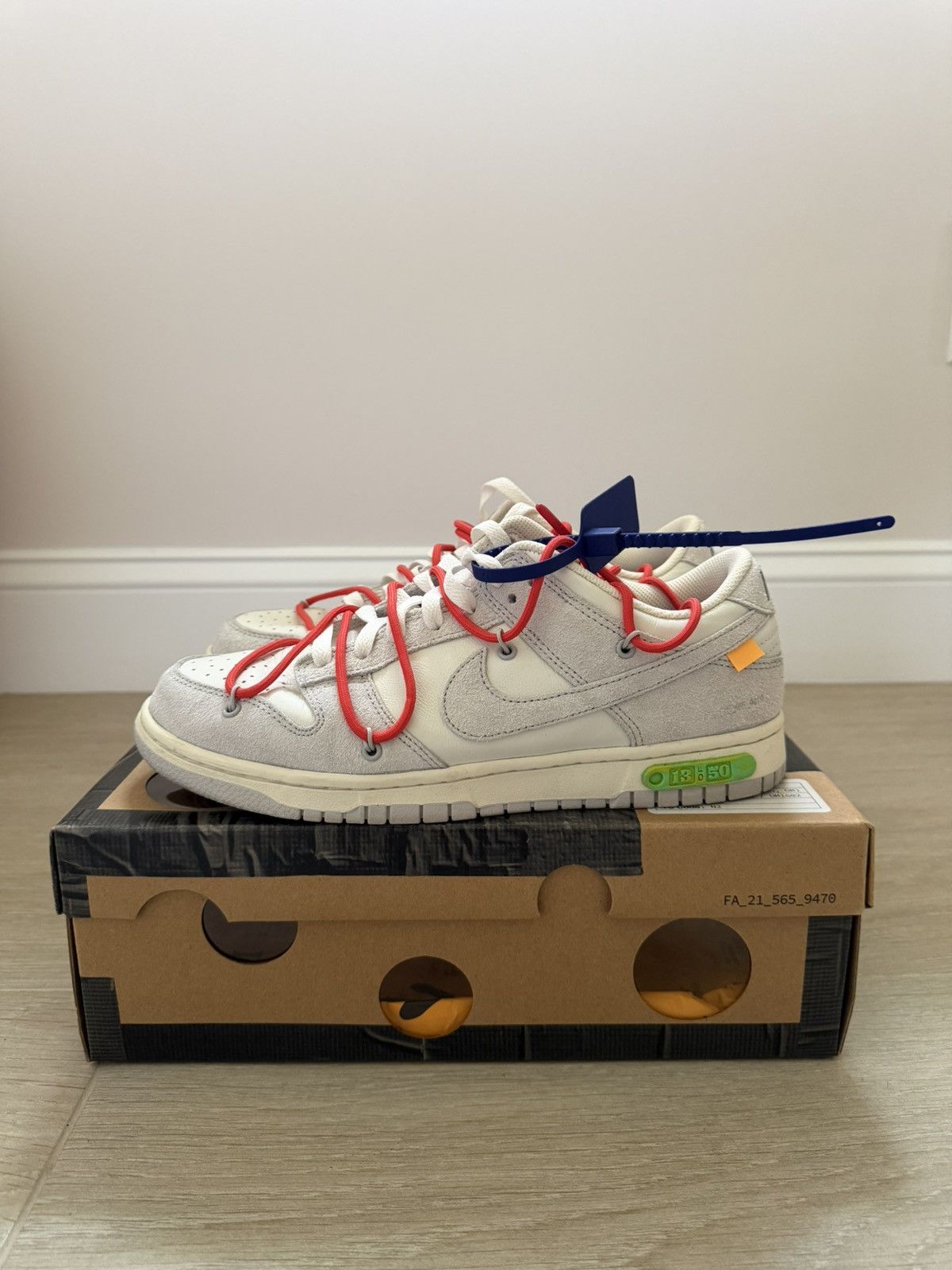 Nike × Off-White Off-White x Nike Dunk Low Lot 13 Size 9 (Box + Zip Tie) Size US 9 / EU 42 - 2 Thumbnail