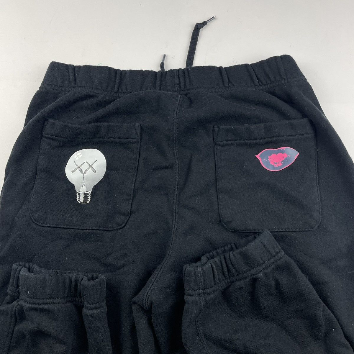 Andy Warhol × Kaws × Uniqlo Uniqlo Kaws Andy Warhol Sweatshirt & Pants Set M Like New Size US M / EU 48-50 / 2 - 22 Thumbnail