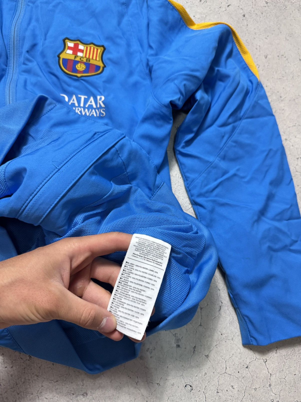 Nike Nike FC Barcelona Nylon Track Suit Football Jacket & Pants Size US L / EU 52-54 / 3 - 8 Thumbnail