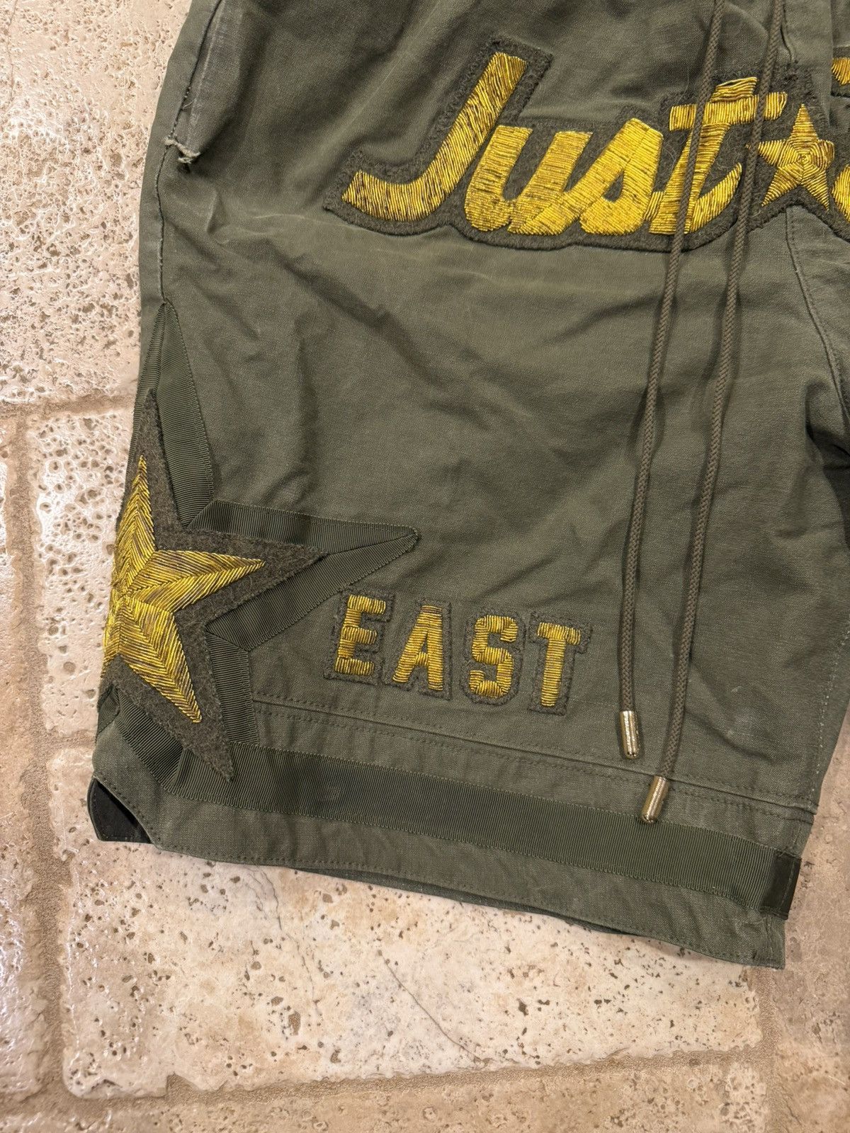 Just Don Just Don x READYMADE Military Green All Star Gold Shorts Size US 32 / EU 48 - 2 Thumbnail