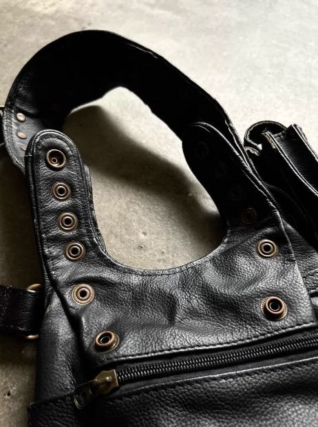 Japanese Brand Japanese Brand 2000s Studded Leather Harness Bag Size ONE SIZE - 7 Thumbnail