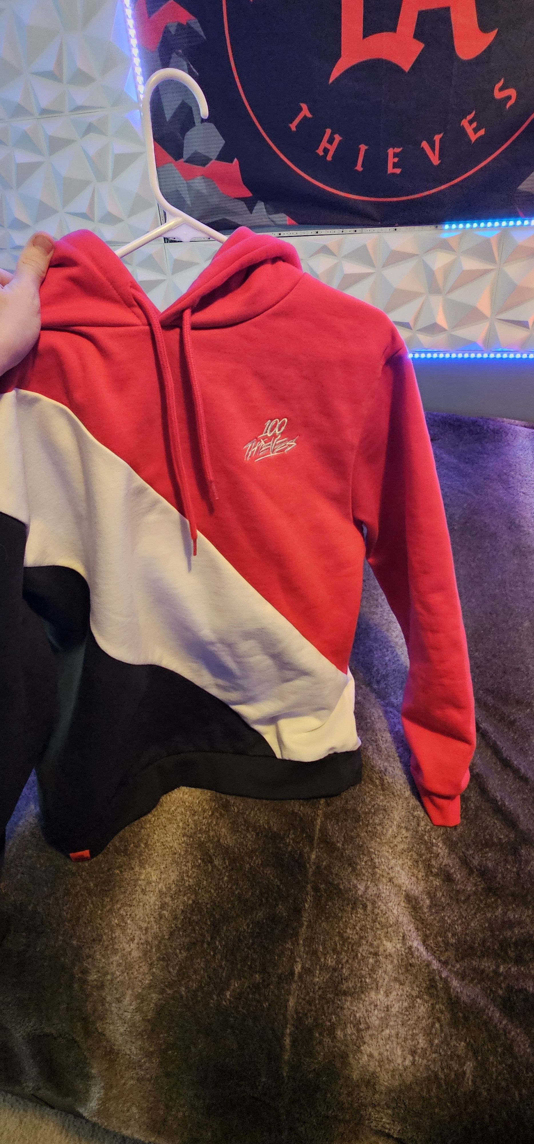 100 Thieves Tri color hoodie 100 thieves Size US L / EU 52-54 / 3 - 1 Thumbnail