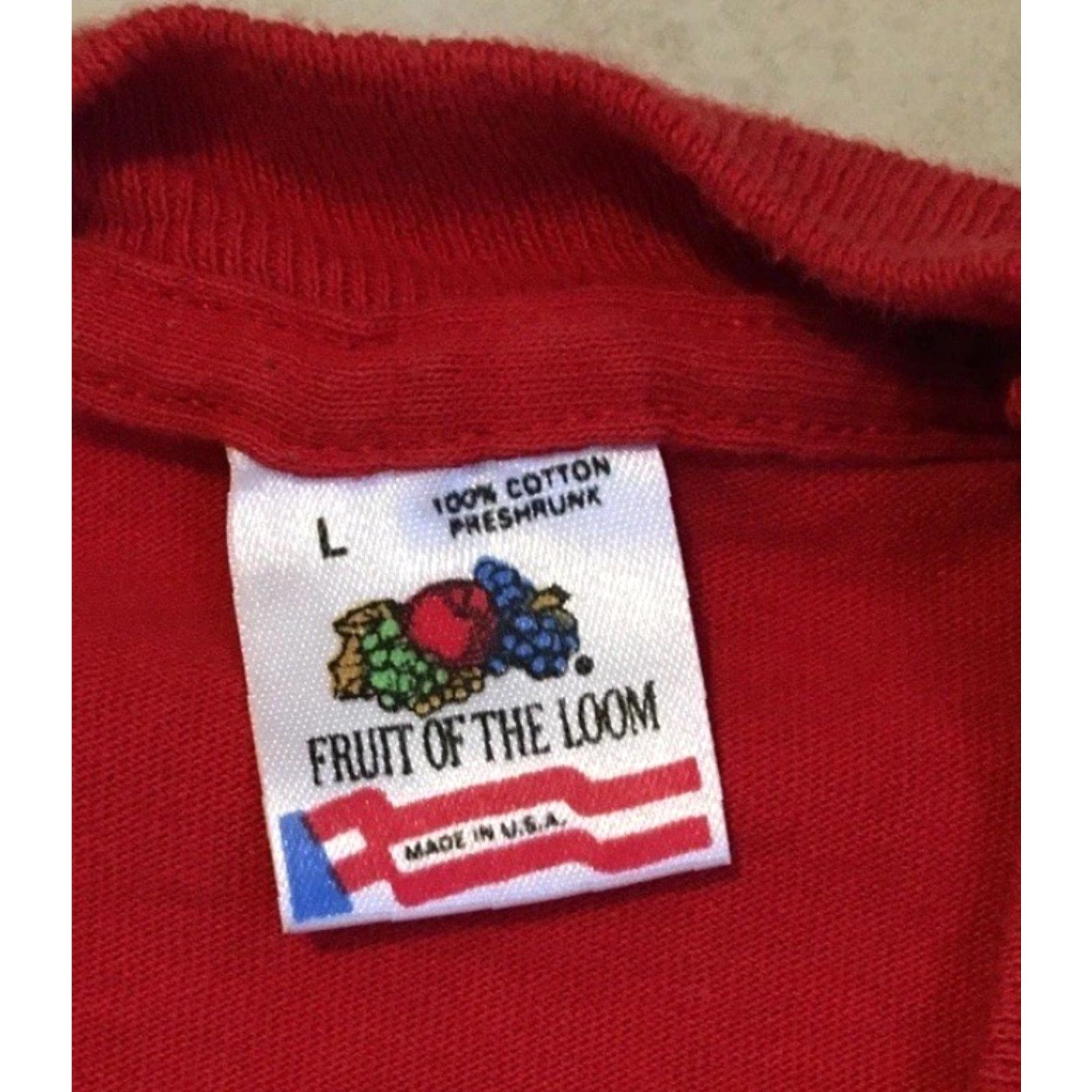 Vintage VINTAGE 90s Wildcat School Shirt M USA Red Single Stitch T-Shirt Crew Neck Short Sleeve Graphic Tee College Grunge 80s Sports University USA Mens Size US M / EU 48-50 / 2 - 5 Thumbnail