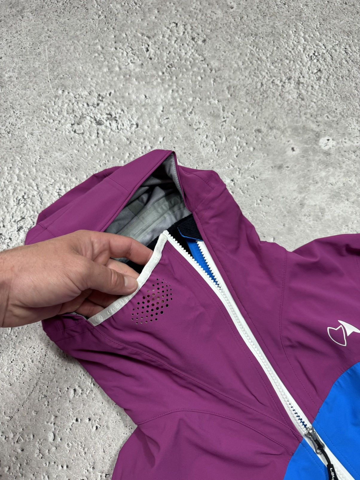 Other Hyphen Sports Women’s Outdoor Hooded Waterproof Shell Jacket Size M / US 6-8 / IT 42-44 - 7 Thumbnail