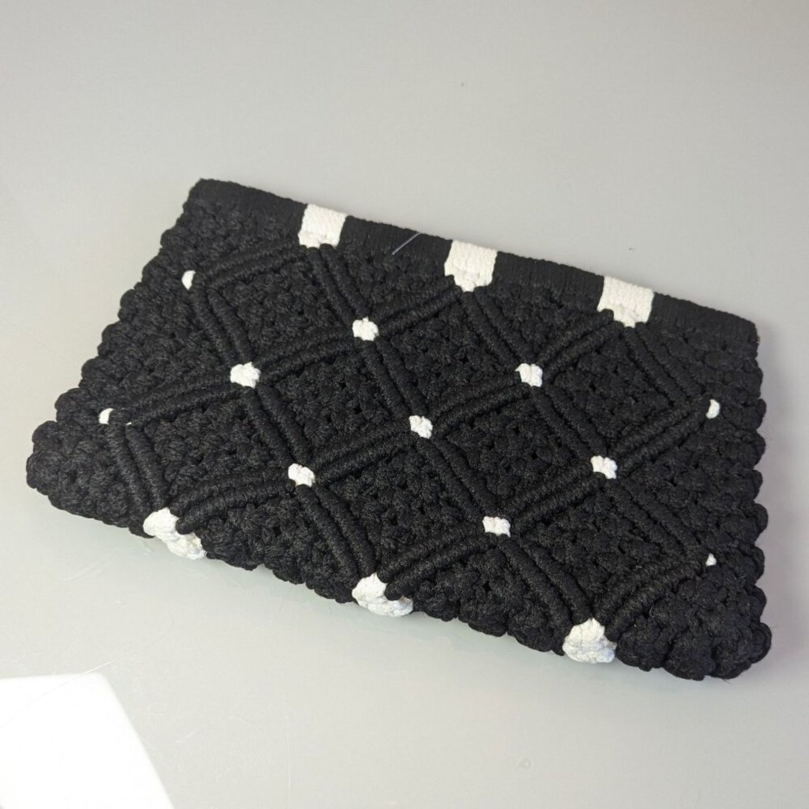 Vintage Vintage 1960's Black White Macrame Framed Clutch Bag Crochet Size ONE SIZE - 3 Thumbnail