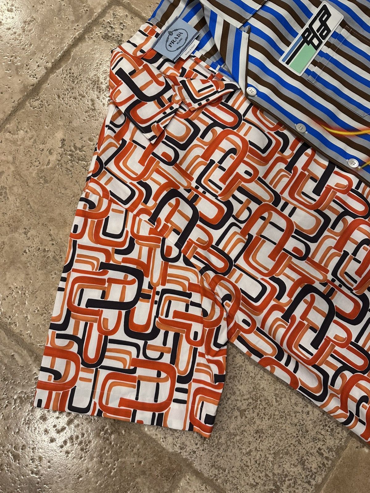 Prada Prada Double Match FW18 Flame / Striped Bowling Shirt Size US L / EU 52-54 / 3 - 6 Thumbnail