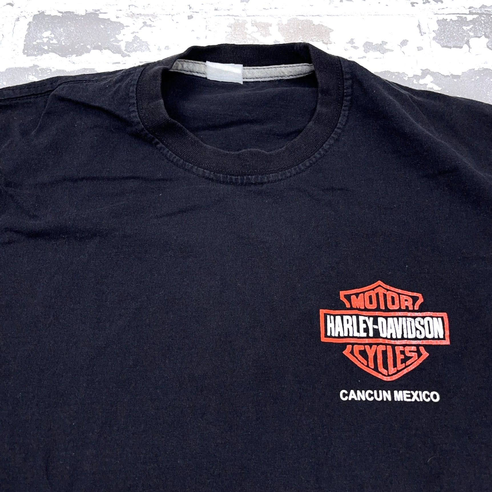Harley Davidson Harley-Davidson Shirt Men Small Black Tee Skull Shield Cancun USA 80s Retro Logo Classic Graphic Print Short Sleeve T-Shirt Size US S / EU 44-46 / 1 - 4 Thumbnail