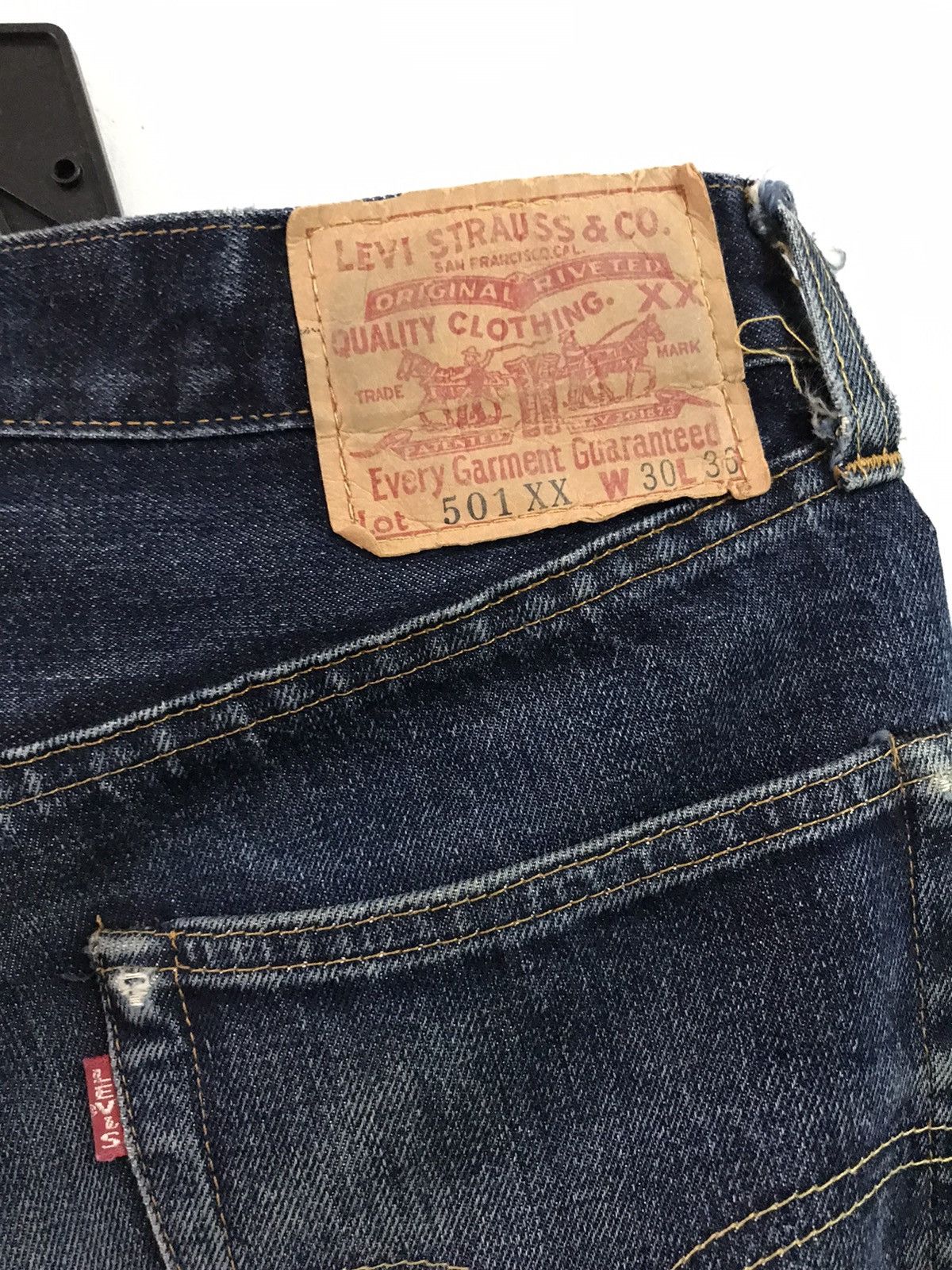 Levi's 90s Levi’s Big E 501 Redline Selvedge denim Jeans W30 Size US 30 / EU 46 - 7 Thumbnail
