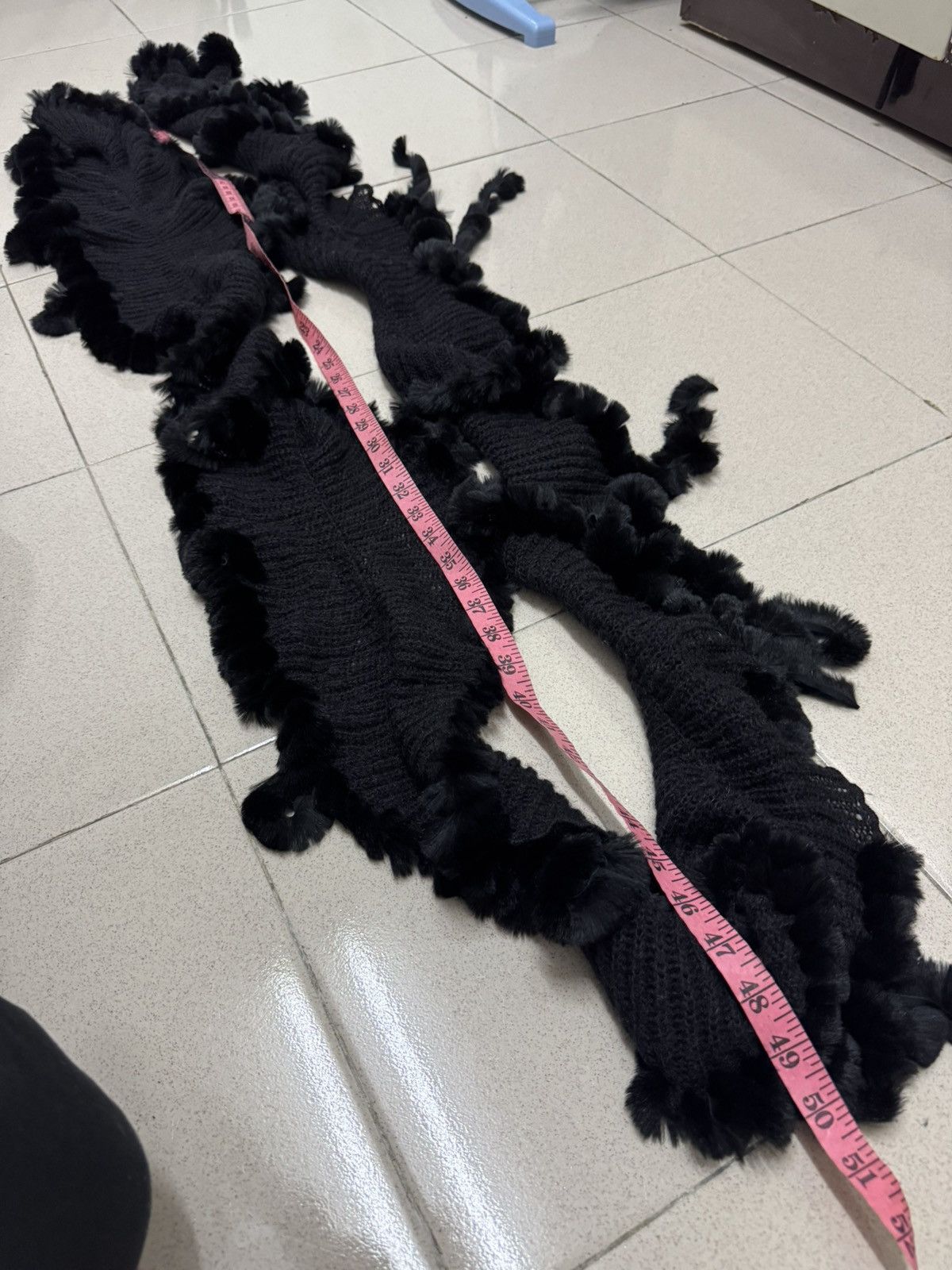 Japanese Brand TO BE CHIC JAPAN PERFORATED DESTROYED FUR LINING SCARF Size ONE SIZE - 6 Thumbnail