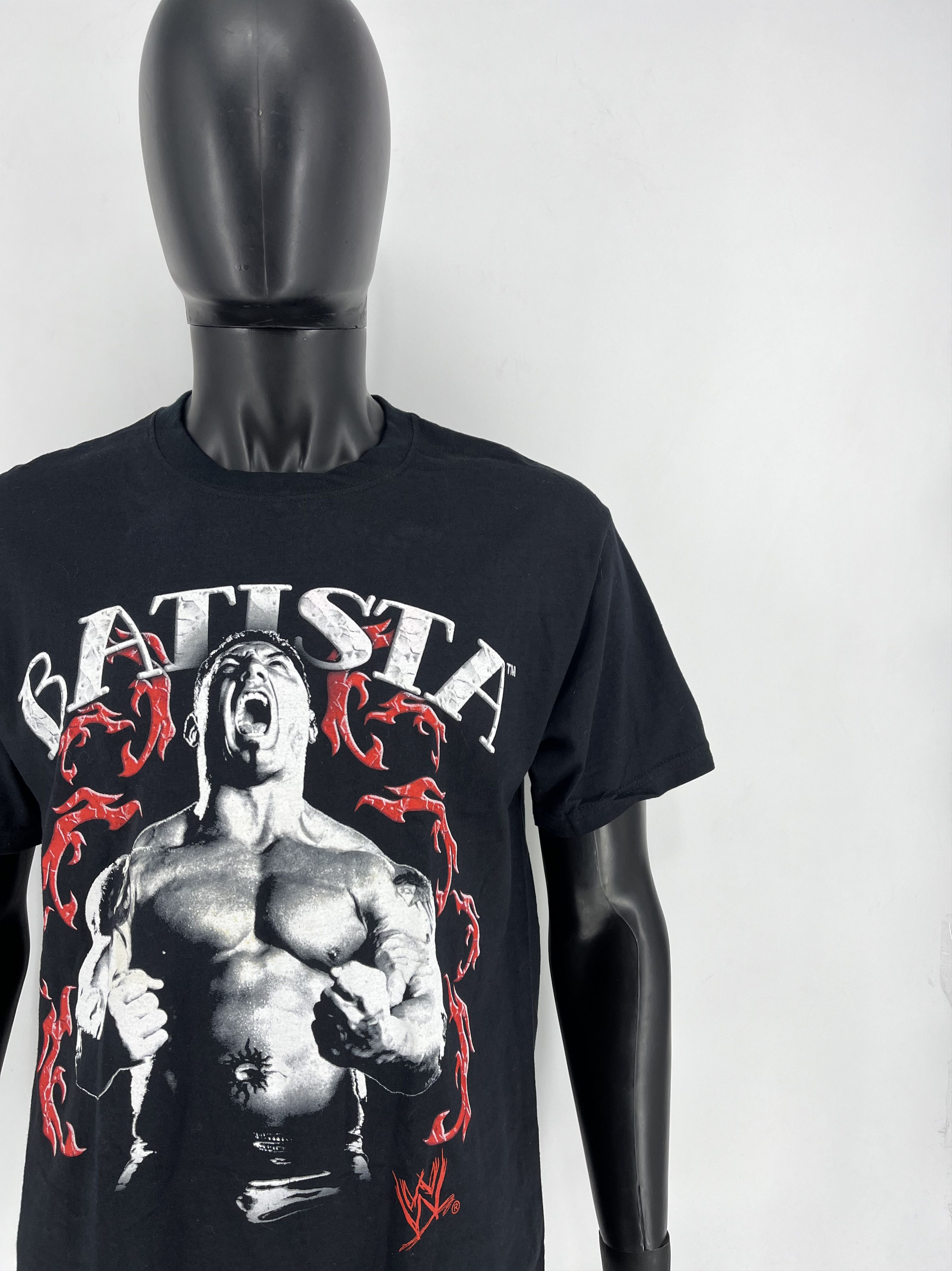 WWE × WWF Vintage WWE DAVID BATISTA SIGNATURE 2007 Wresting Tshirt Size US L / EU 52-54 / 3 - 7 Thumbnail