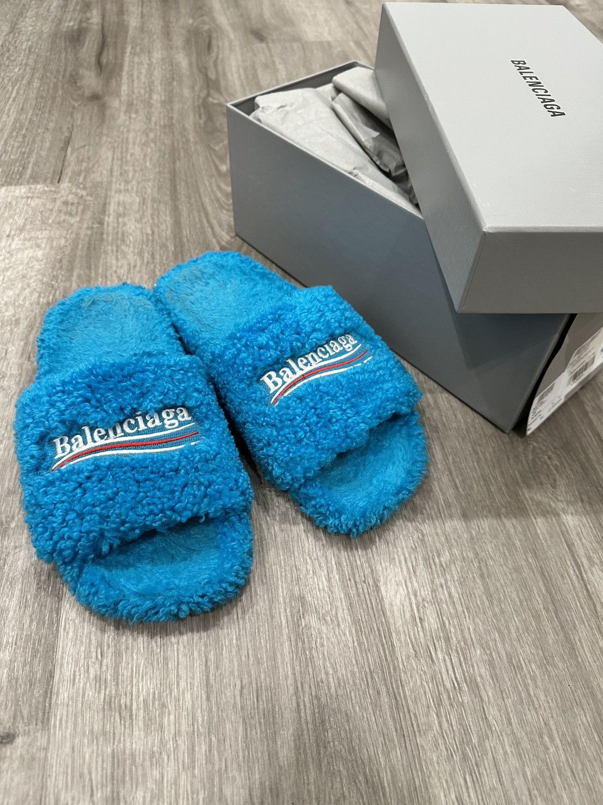 Balenciaga Balenciaga Furry Campaign Slides Cyan / Blue Size US 7.5 / EU 40-41 - 1 Thumbnail