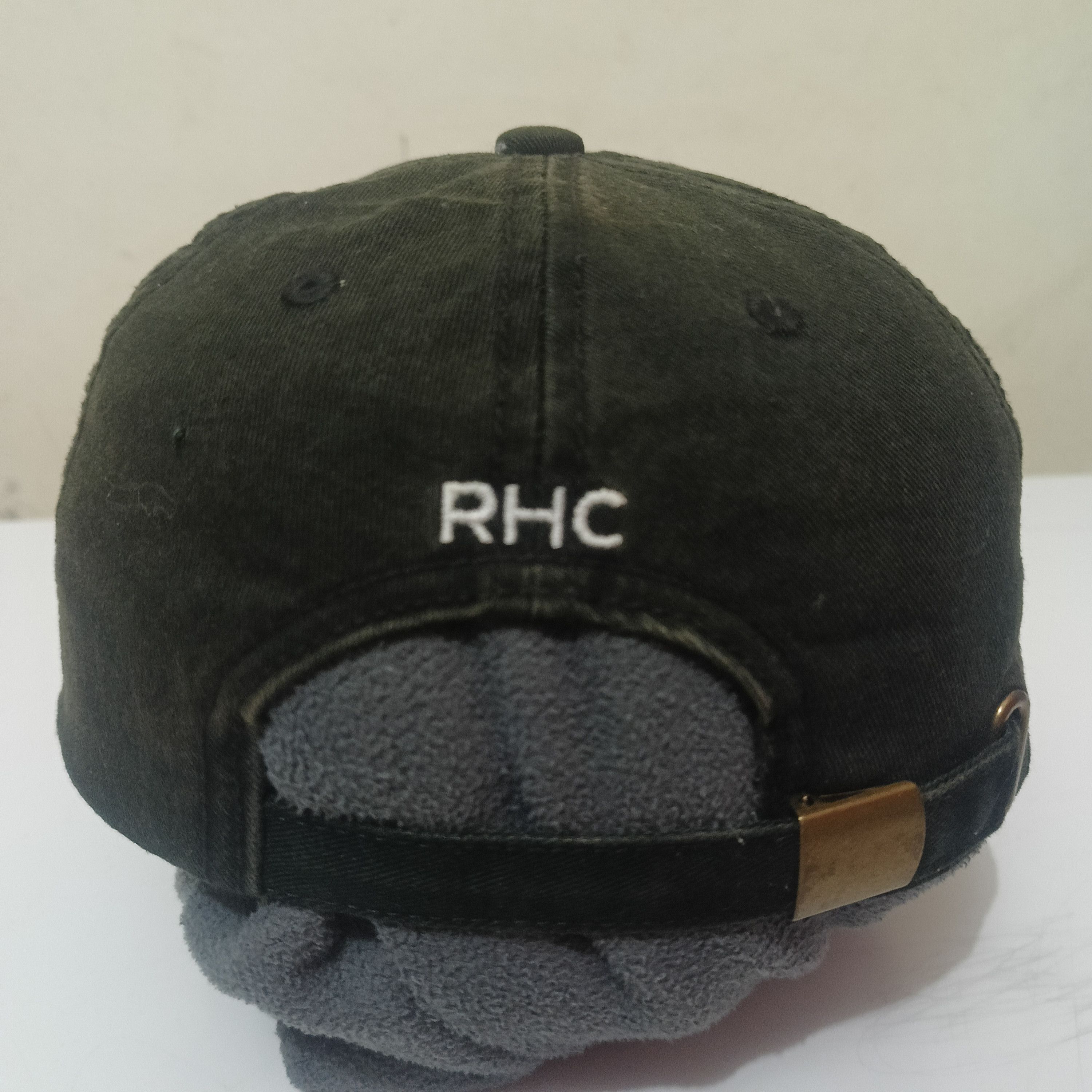 Ron Herman RARE Ron herman R LOGO embroidered faded CAP Size ONE SIZE - 7 Thumbnail