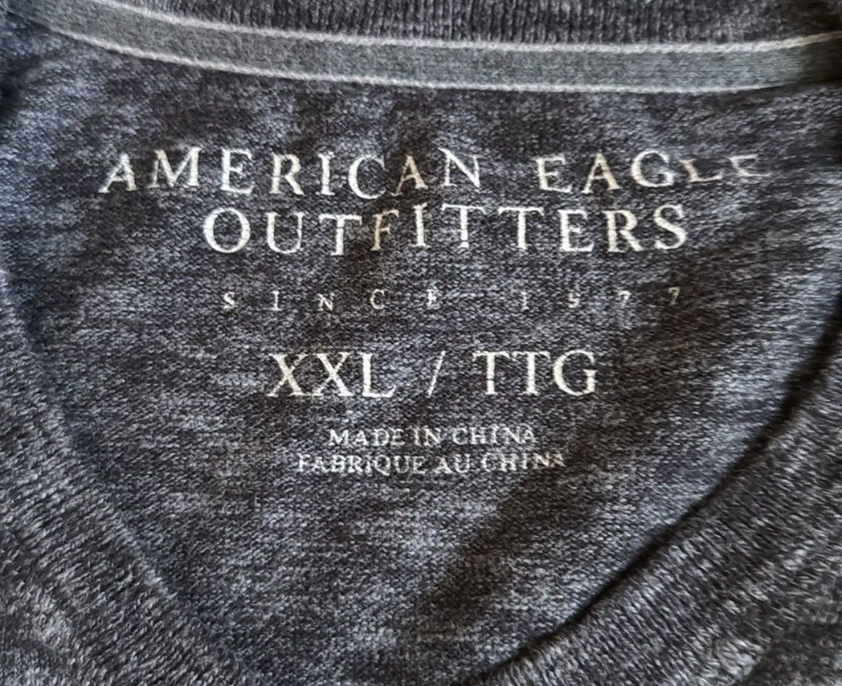 American Eagle Outfitters American Eagle V-neck Sweater Charcoal Gray Size XXL Size US XXL / EU 58 / 5 - 4 Thumbnail