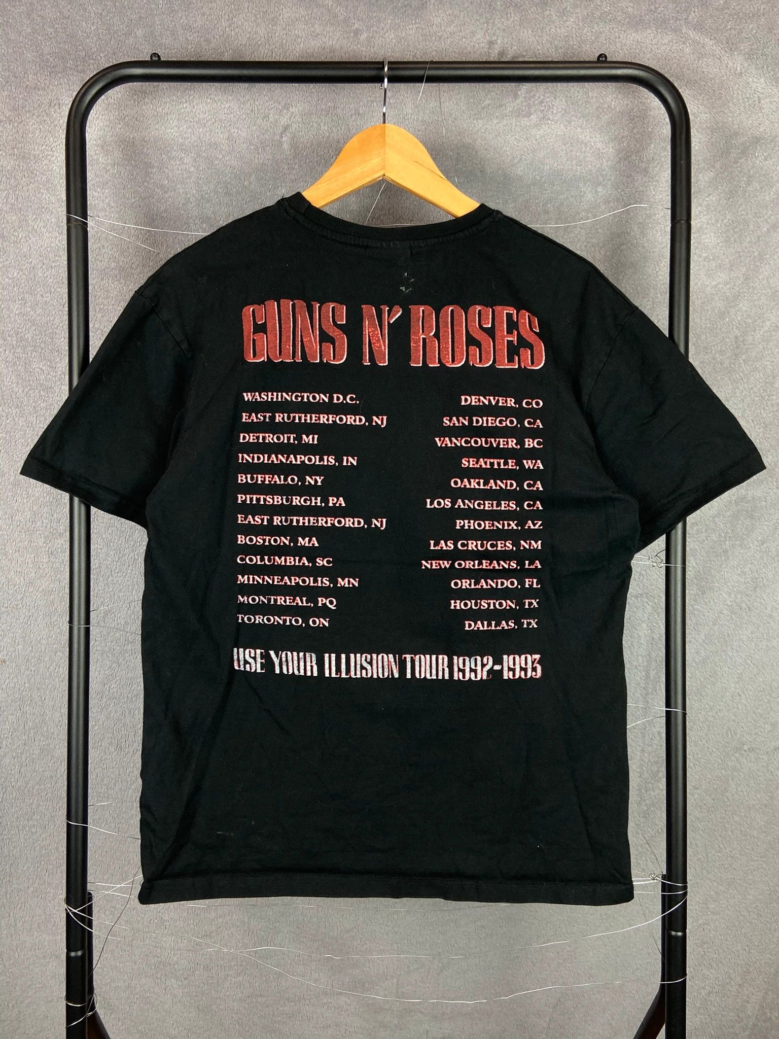 Guns N' Roses Guns N Roses band tee vintage 90s rock metal tour merch XS Size US M / EU 48-50 / 2 - 4 Thumbnail
