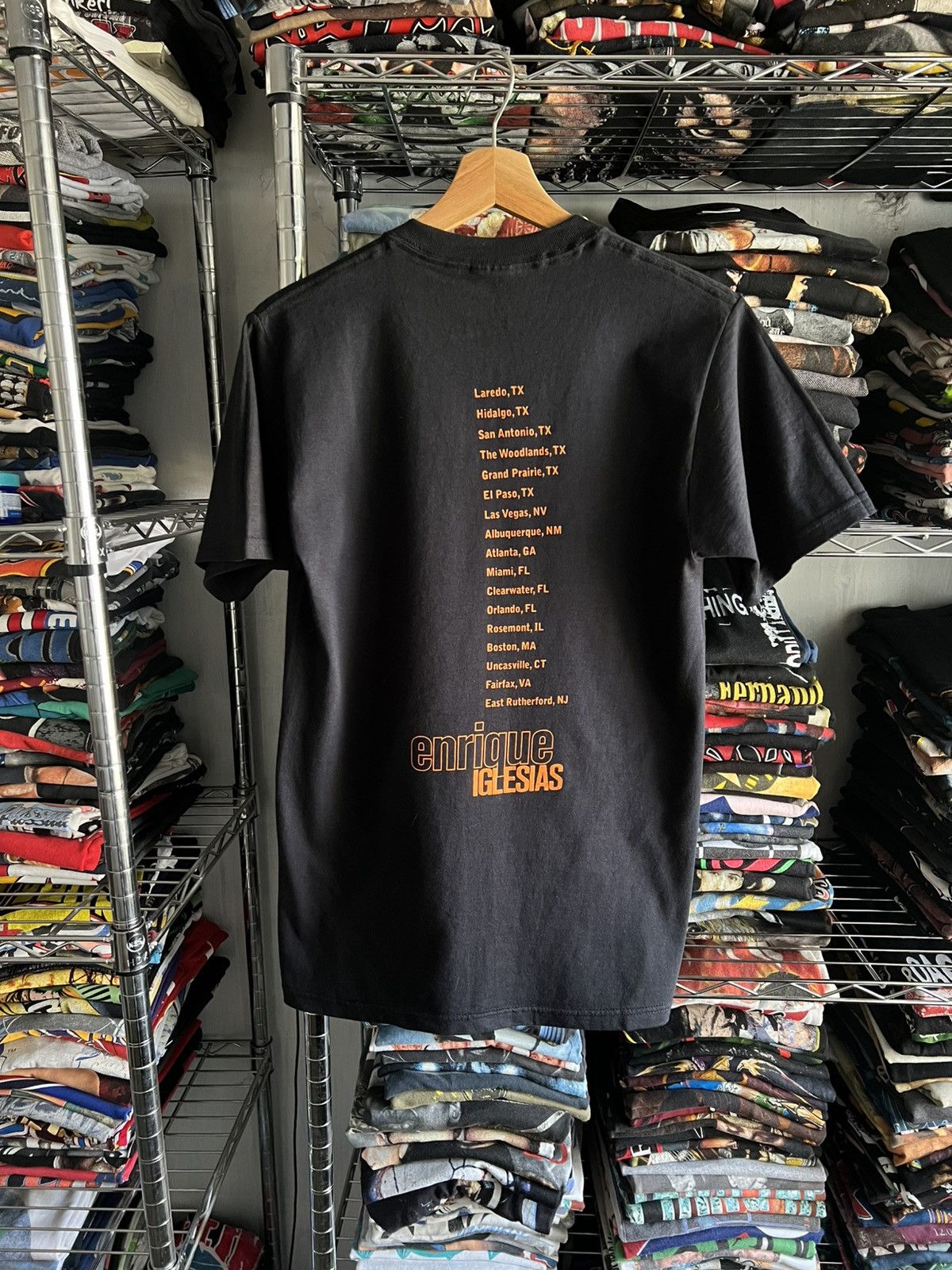 Band Tees 2006 Enrique Iglesias Big Face Tour Tee Size US S / EU 44-46 / 1 - 2 Thumbnail