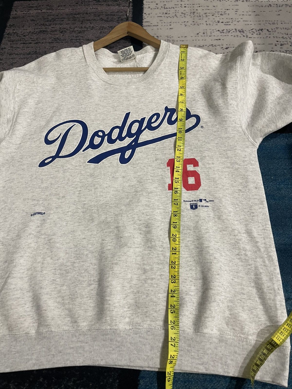 NBA Vintage 90s Dodgers Nutmeg Mills Nomo 16 MLB Sweatshirt Size US L / EU 52-54 / 3 - 14 Thumbnail