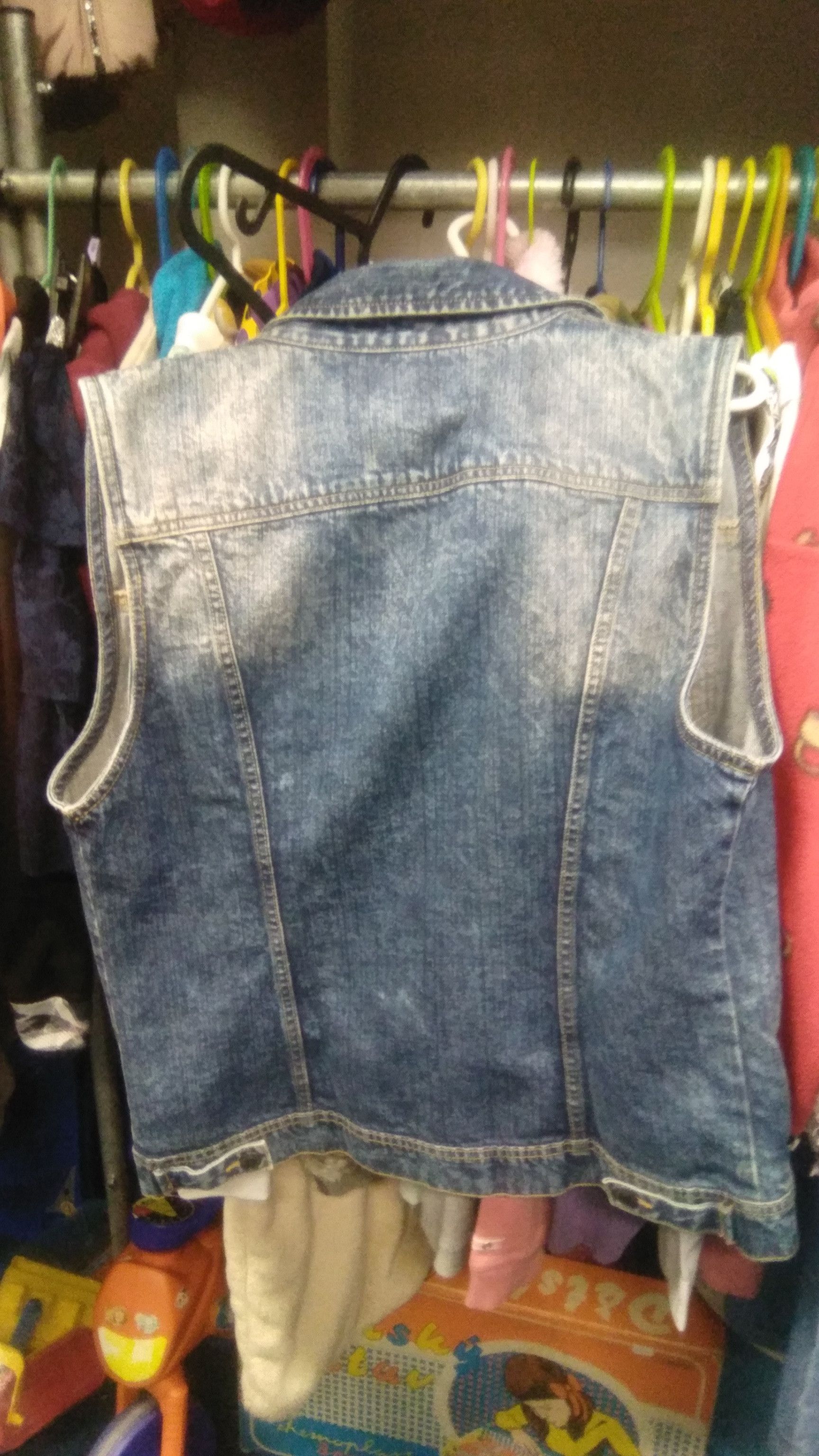 Bershka Berska vest Size M / US 6-8 / IT 42-44 - 1 Thumbnail