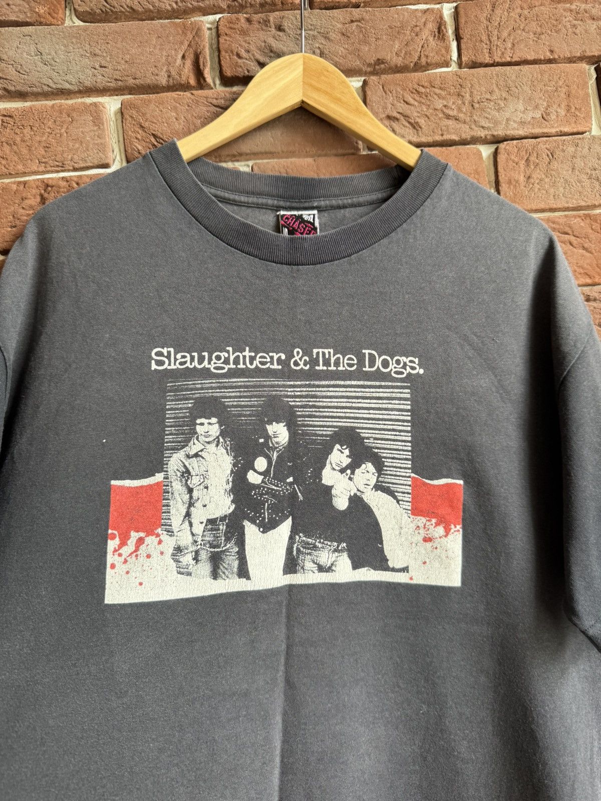 Band Tees Vintage Slaughter and The Dogs Sun Faded Punk Rock Band Tee Size US L / EU 52-54 / 3 - 4 Thumbnail