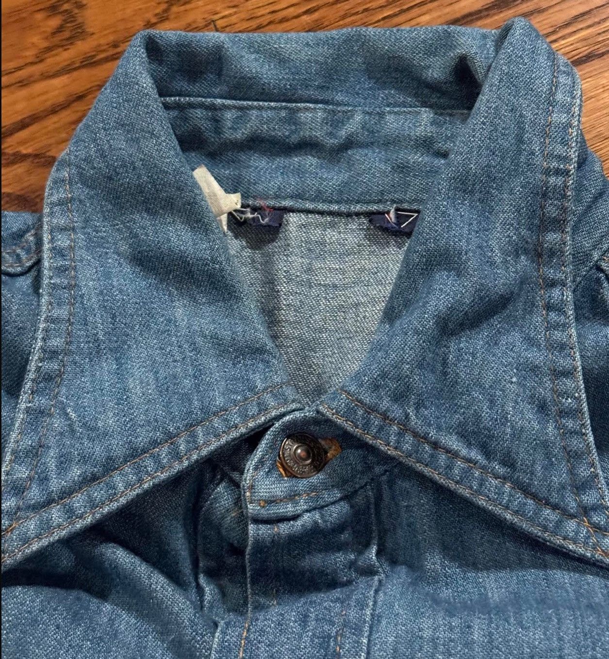 Levi's × Vintage Vintage Levis Denim Button Down Shirt (Size M) Size US M / EU 48-50 / 2 - 2 Thumbnail