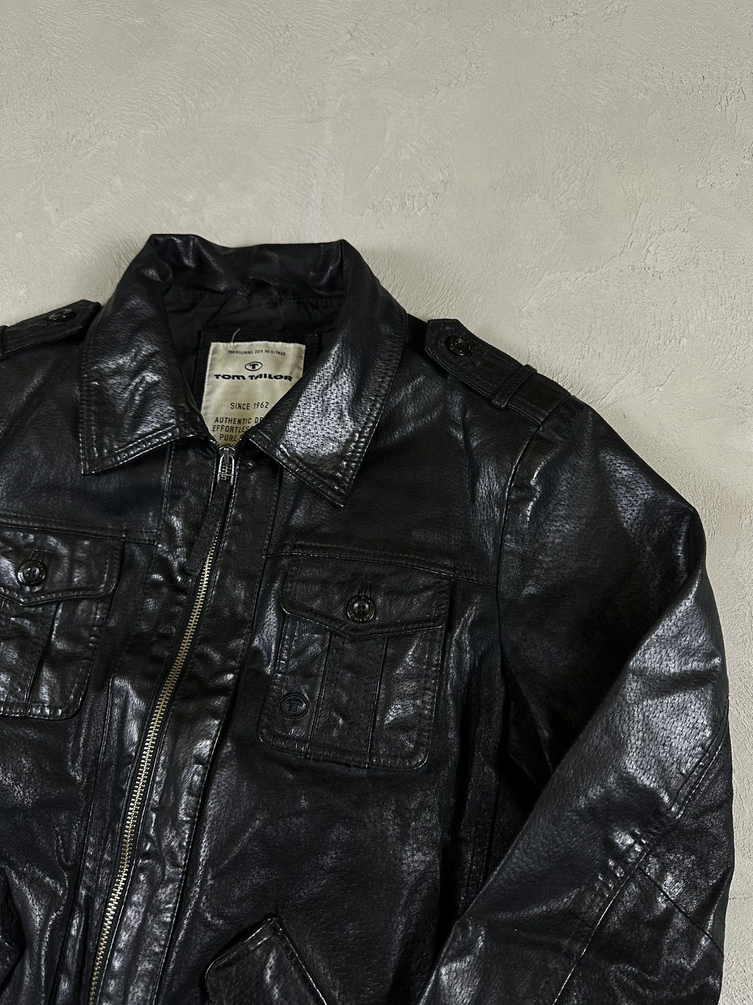 Japanese Brand Vintage Y2k Real Leather Cargo Bomber Boxy Jacket Size US S / EU 44-46 / 1 - 4 Thumbnail