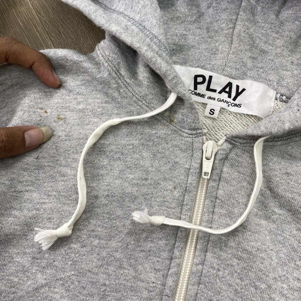 Comme des Garcons PLAY 🇯🇵 Comme Des Garçons Play Red Heart CDG Zip Hoodie Luxury Size US S / EU 44-46 / 1 - 6 Thumbnail
