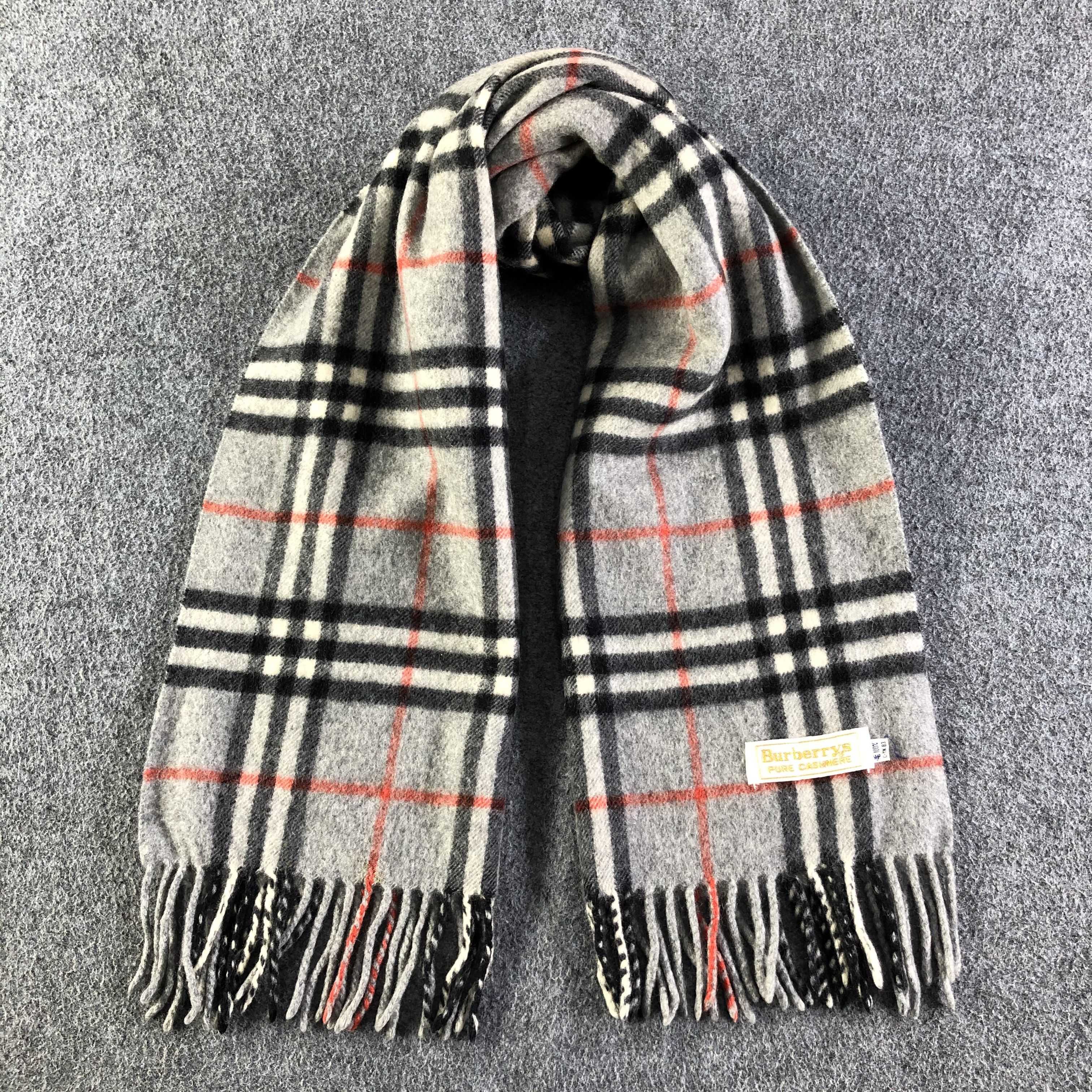 Burberry Burberrys Pure Cashmere Scarf / Muffler / Neckwear P302 Size ONE SIZE - 1 Thumbnail
