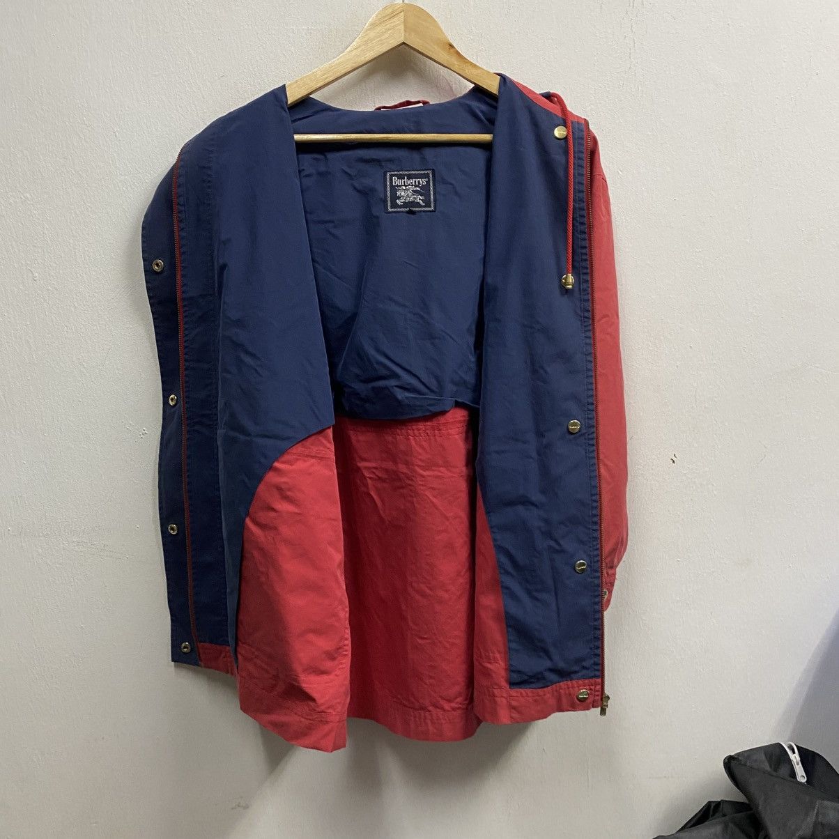 Burberry Rare Vintage Burberrys Prorsum Red Parka Jacket Hooded Size US L / EU 52-54 / 3 - 3 Thumbnail