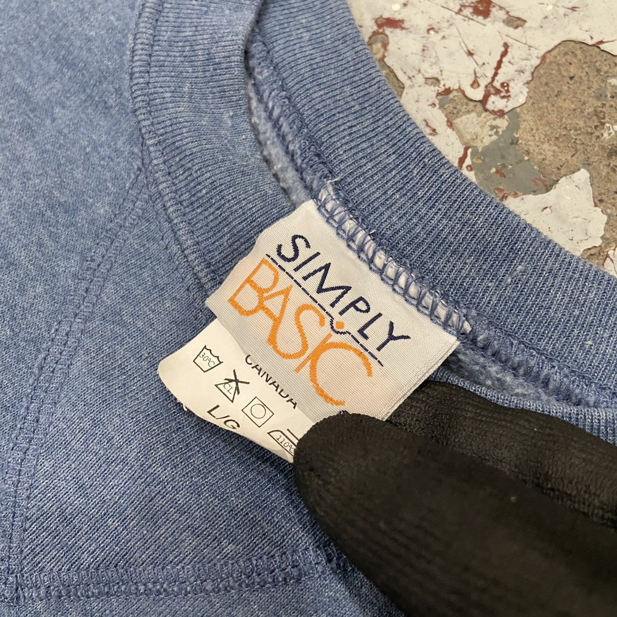 Vintage Vintage 1990s Blue Boxy Sweatshirt Size US S / EU 44-46 / 1 - 3 Thumbnail