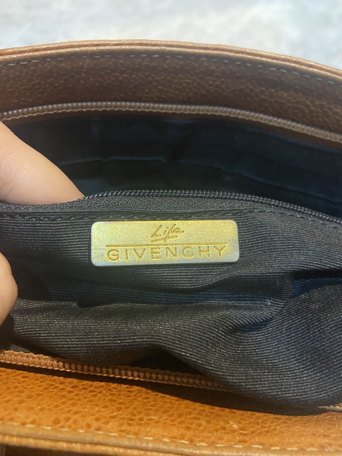 Givenchy Givenchy bag vintage leather Size ONE SIZE - 2 Thumbnail
