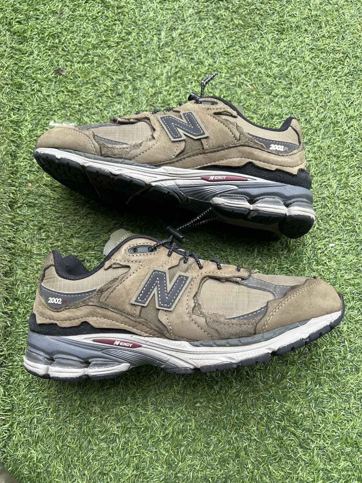 New Balance New Balance 2002R 'Protection Dark Moss' M2002RDN Size US 8.5 / EU 41-42 - 2 Thumbnail