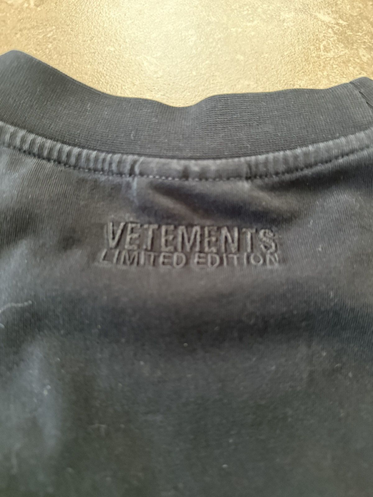 Vetements Vetements Pret-a-Porter Tee Size US M / EU 48-50 / 2 - 3 Thumbnail