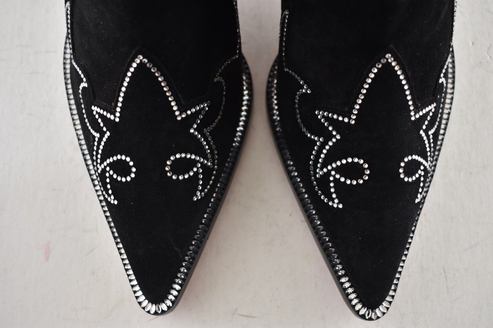 Christian Louboutin Santigag Strass 85 Black Suede Western Ankle Heel Boot 39 Size US 9 / IT 39 - 15 Thumbnail