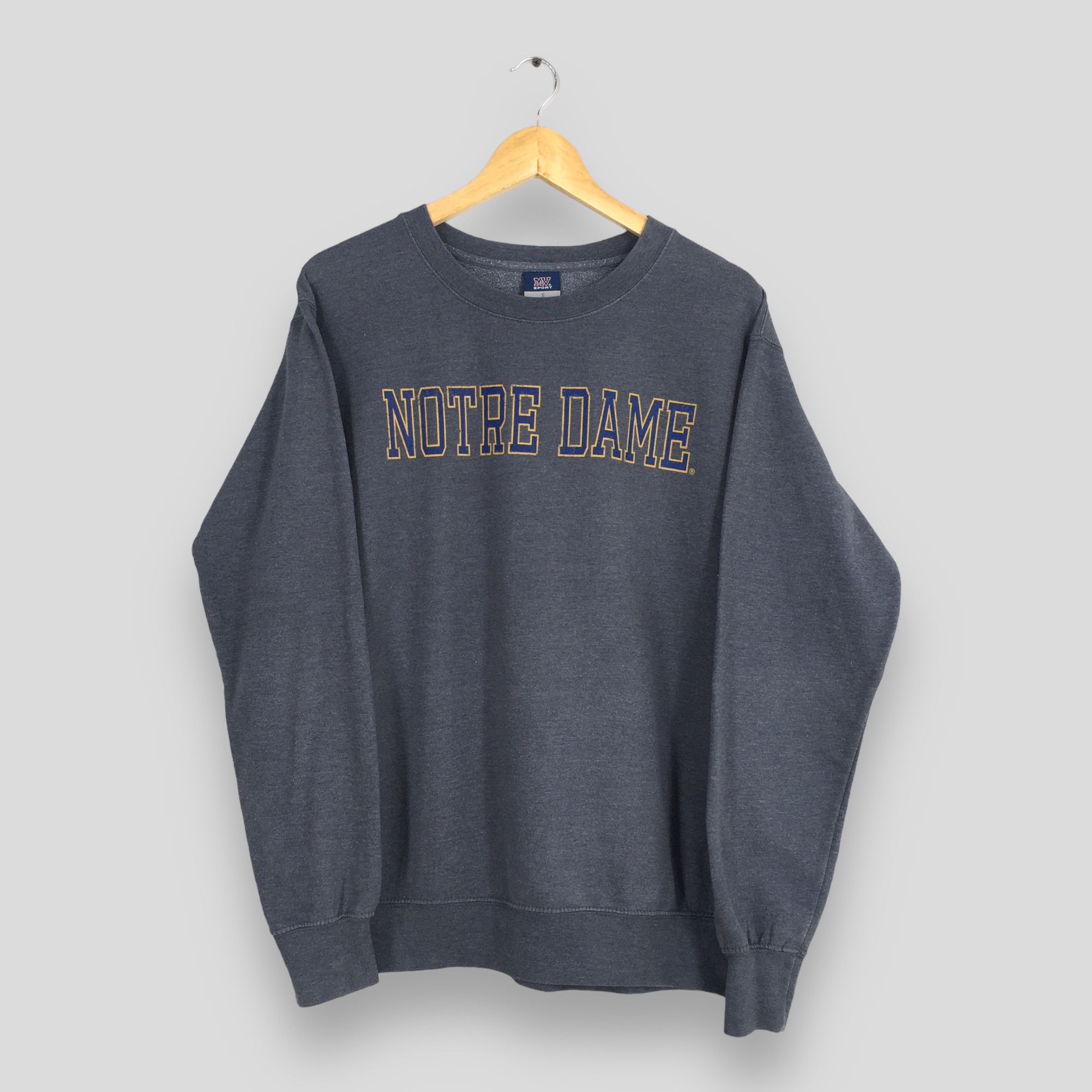 NCAA × Vintage Vintage 90s University Of Notre Dame Sweatshirt Small Size US S / EU 44-46 / 1 - 1 Thumbnail