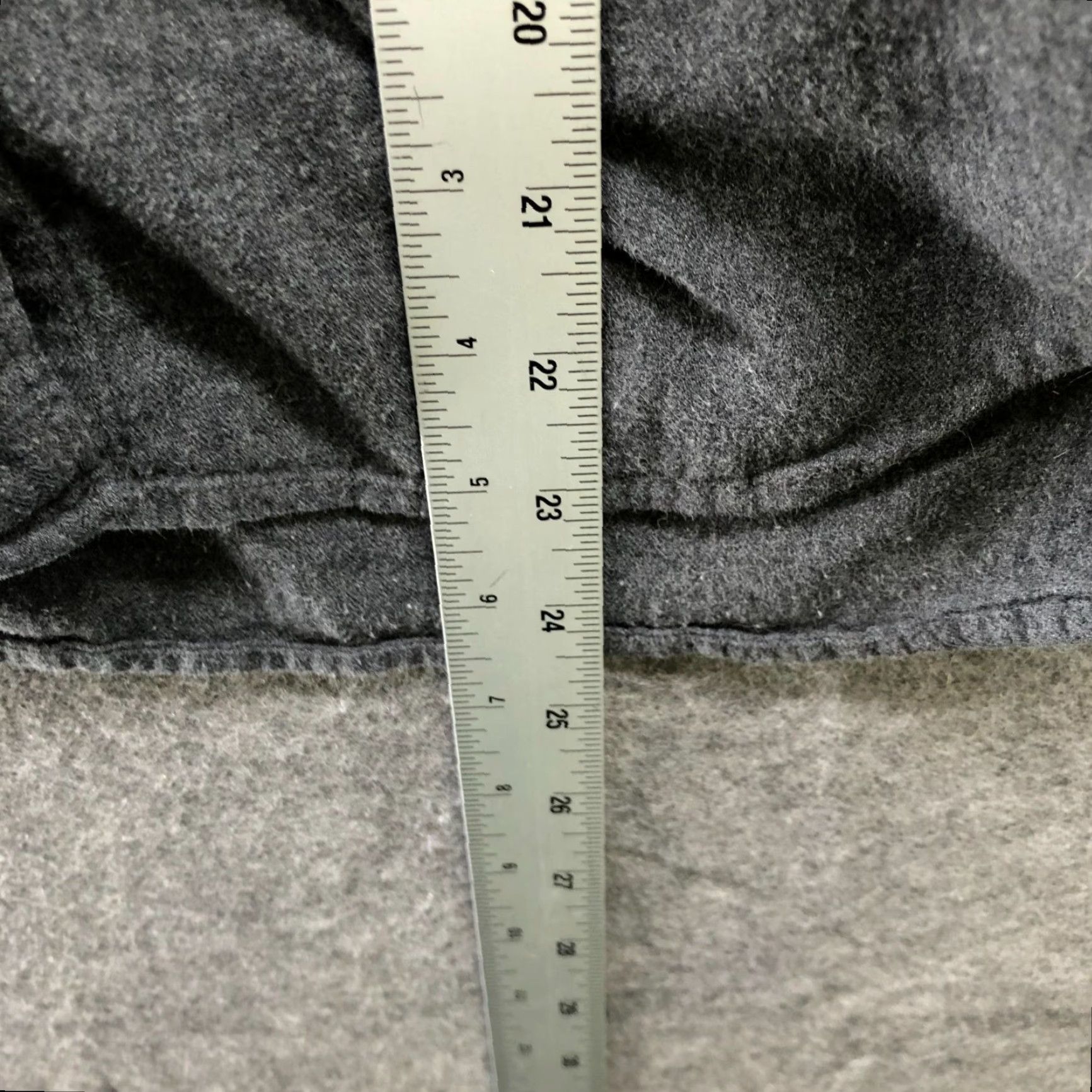 Uniqlo Uniqlo Shirt Women's XXS Gray Lightweight Flannel Button-Down Long Sleeve Cotton Casual Regular Fit Tight Measurements Included Size XXS / US 00 / IT 34 - 8 Thumbnail