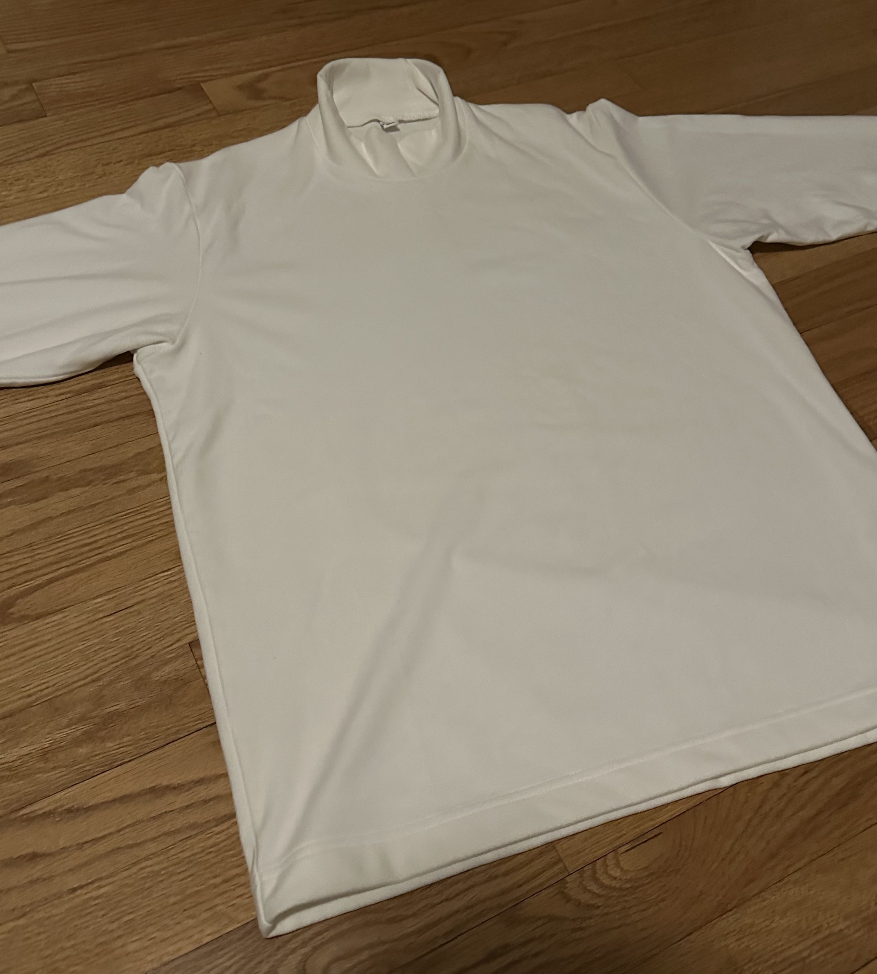 Uniqlo Uniqlo White Smooth Fleece Mock Neck Long-Sleeve from Japan Size US M / EU 48-50 / 2 - 3 Thumbnail