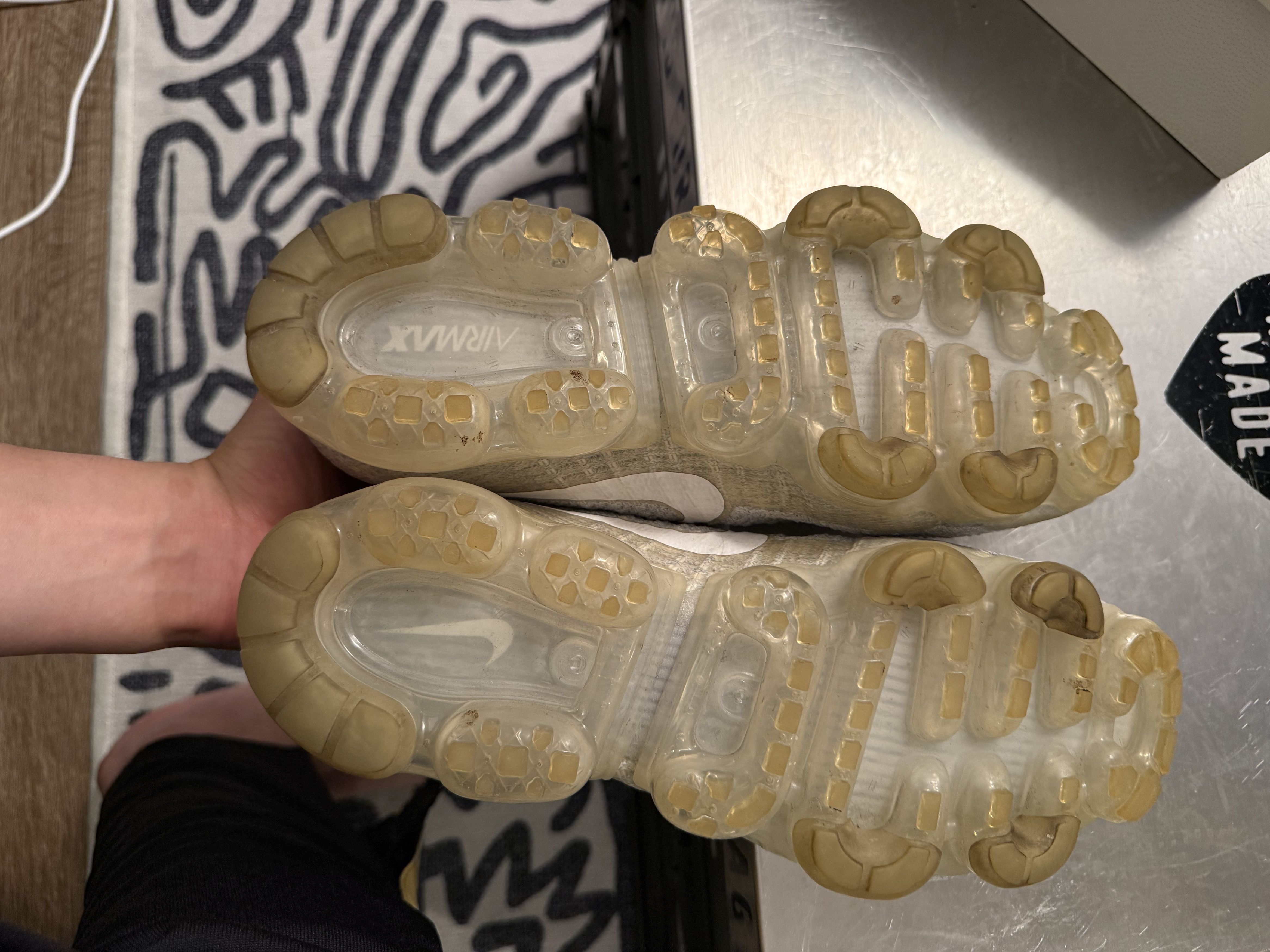 Nike NIKE AIR VAPORMAX FLYKNIT OG Platinum Size US 8 / EU 41 - 9 Thumbnail