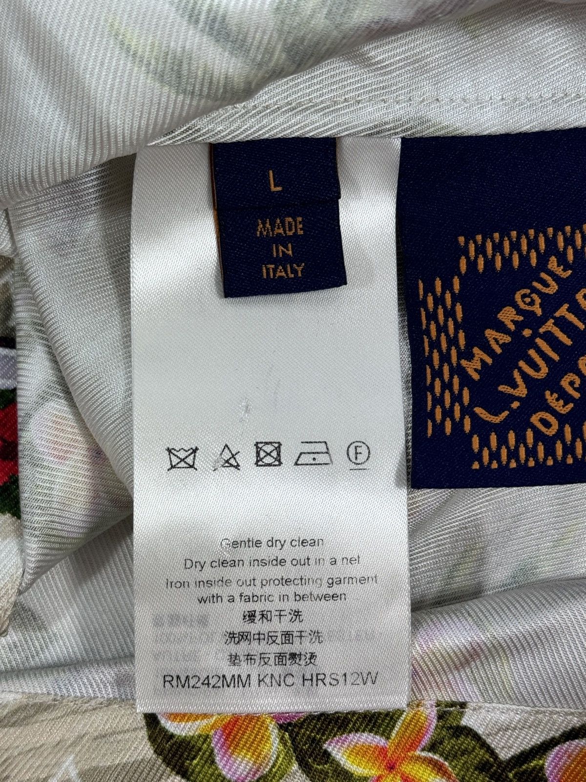 Louis Vuitton × Pharrell MONOGRAM PRINT HAWAII SILK SHIRT 1AFQYT Size US L / EU 52-54 / 3 - 8 Thumbnail