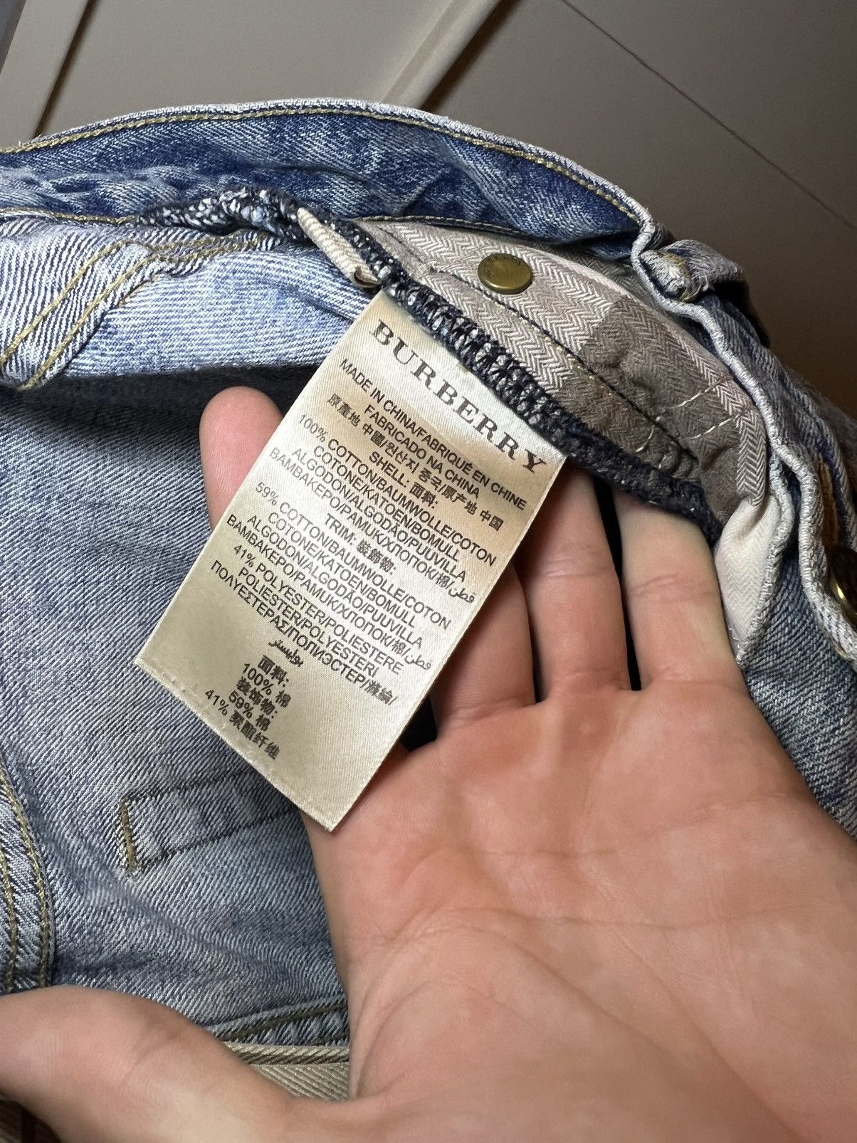 Burberry Vintage Burberry Brit slim faded jeans Size US 34 / EU 50 - 6 Thumbnail