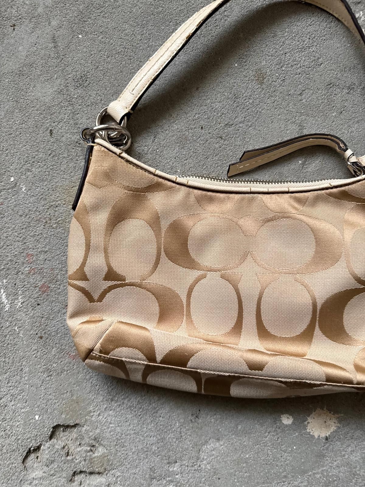 Coach Coach Signature Stripe Shoulder Bag Beige/Cream Size ONE SIZE - 6 Thumbnail
