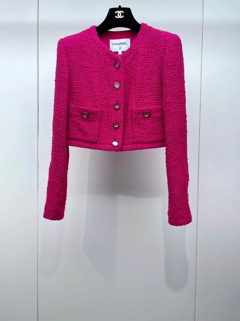 Chanel Chanel Rose-red tweed short coat Size XS / US 0-2 / IT 36-38 - 1 Thumbnail