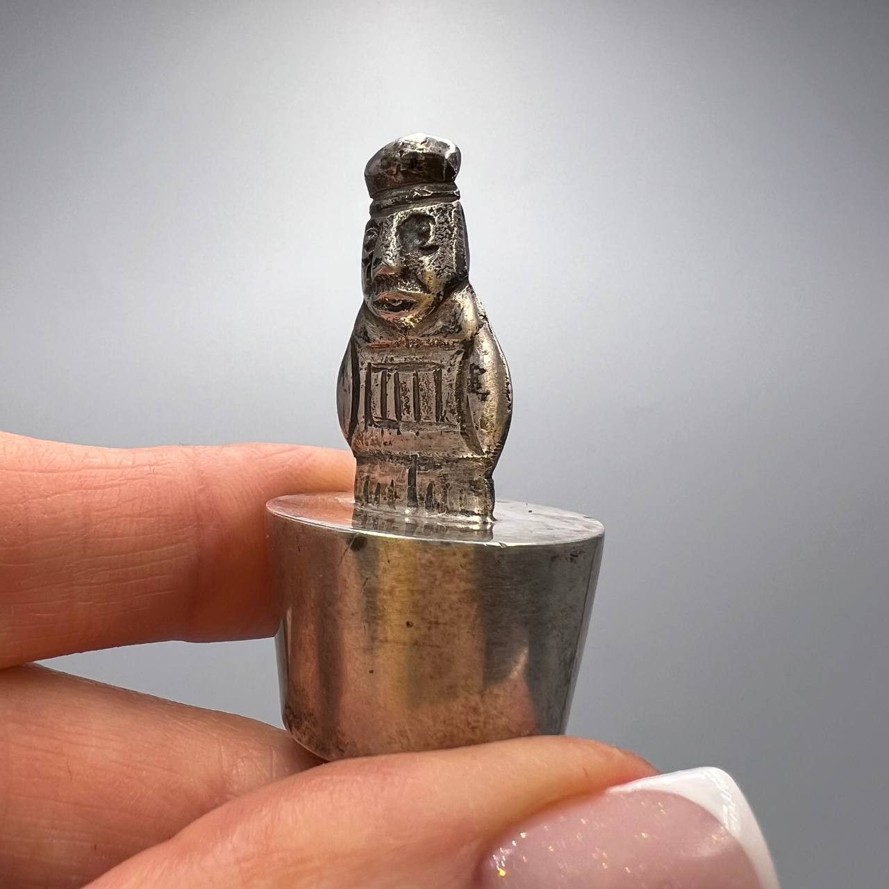 Vintage Vintage Mini Sterling Silver Statue Peru Inca Cap Bottle Size ONE SIZE - 5 Thumbnail