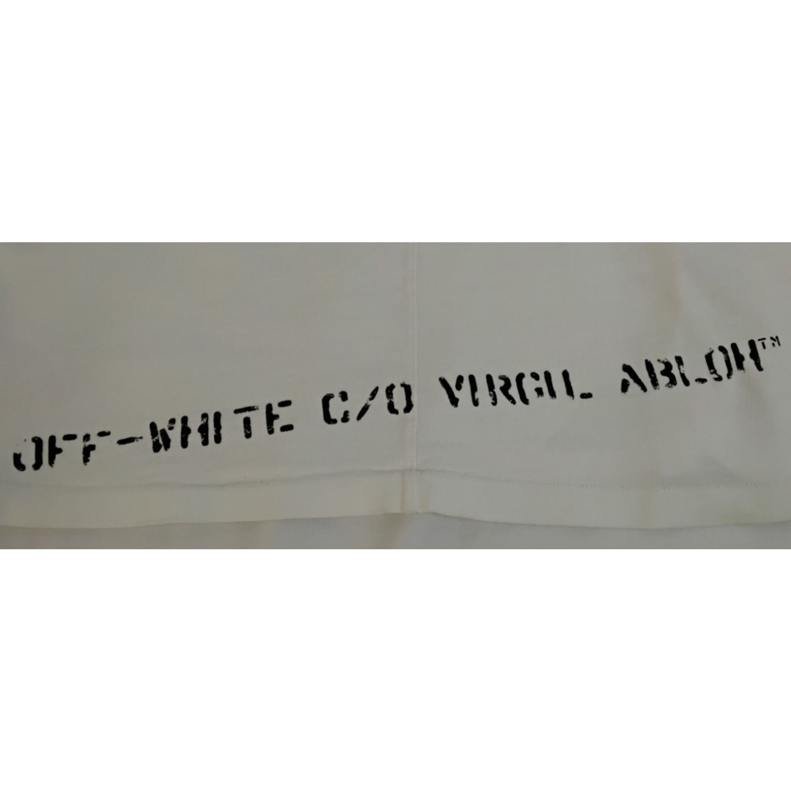 Off-White Off-White C/O Virgil Abloh T-Shirt Men's S Girl Hanging Size US S / EU 44-46 / 1 - 5 Thumbnail