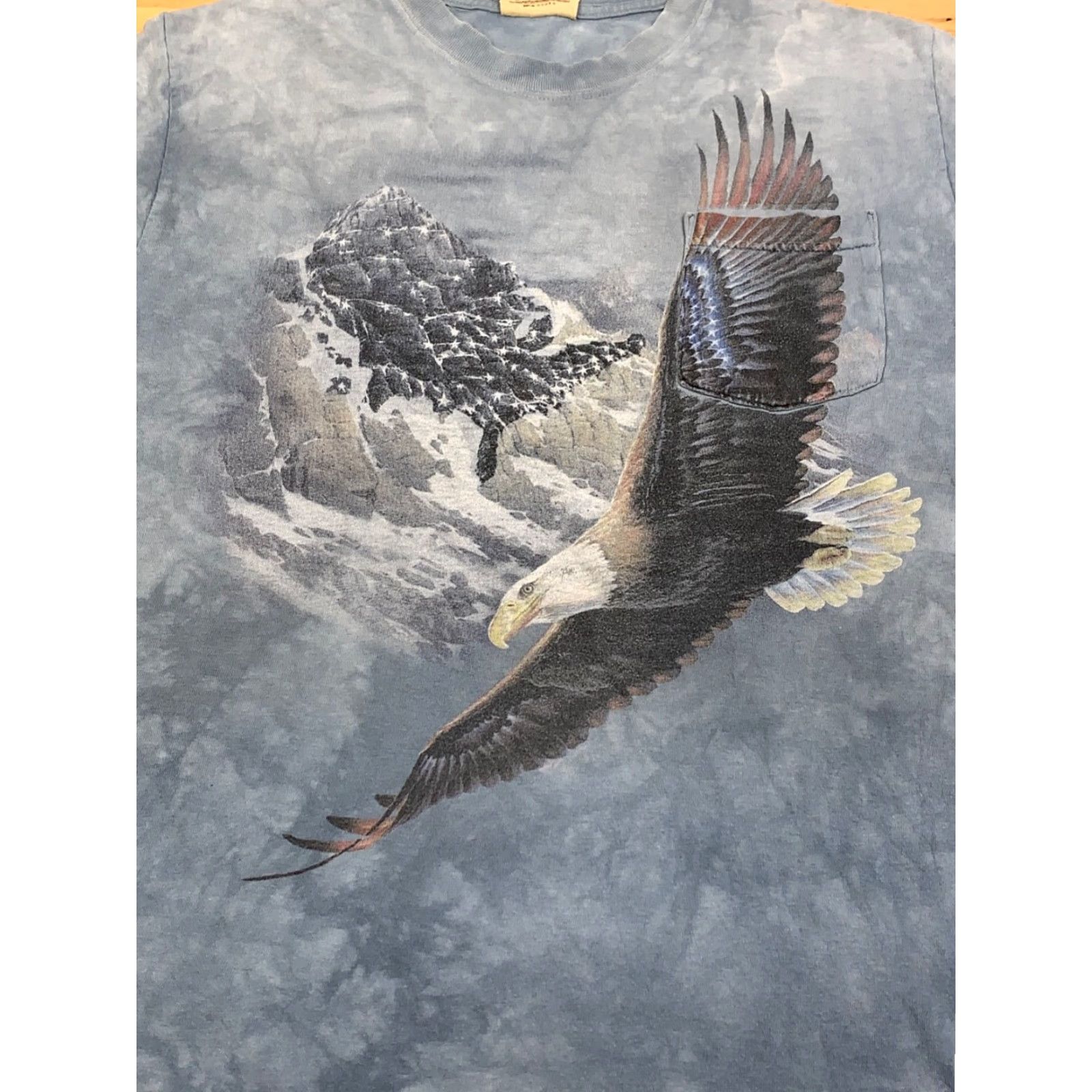 The Mountain VINTAGE The Mountain T Shirt Mens M Blue Eagle Soarin 11257 Shirt Mens M Blue Eagle Soarin 11257 Size US M / EU 48-50 / 2 - 3 Thumbnail