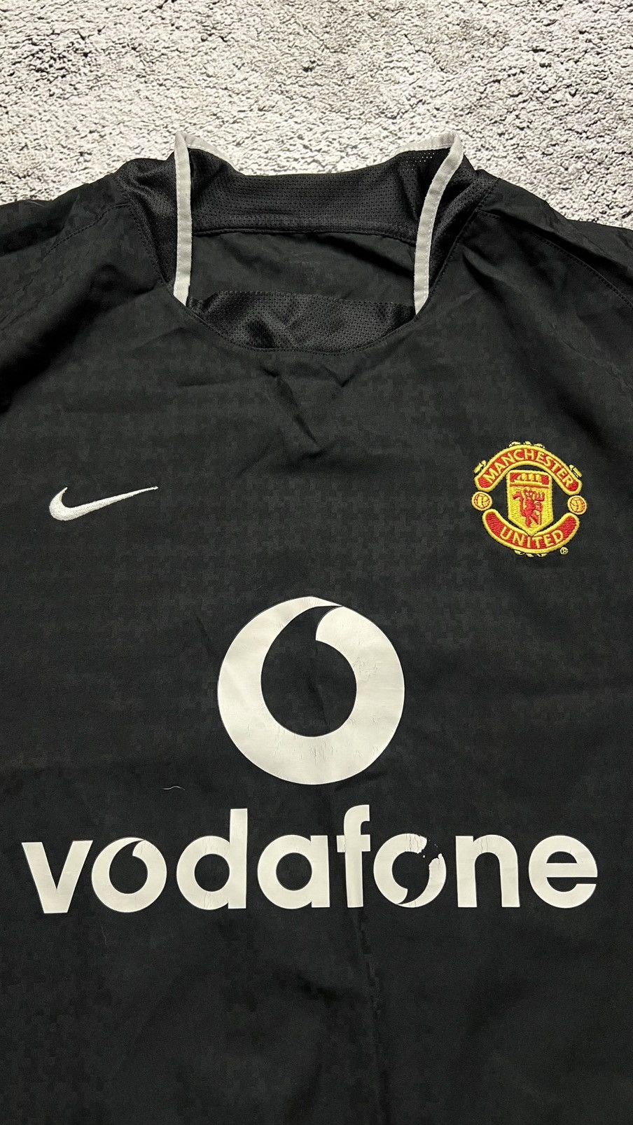 Nike 2003-2005 Manchester United nike vodafone jersey y2k vintage Size US S / EU 44-46 / 1 - 3 Thumbnail