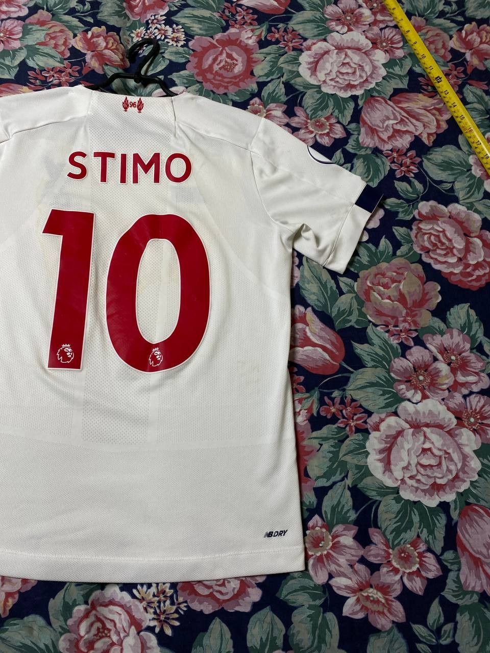New Balance × Vintage LIVERPOOL AWAY FOOTBALL SHIRT SOCCER JERSEY NEW BALANCE Size US S / EU 44-46 / 1 - 13 Thumbnail