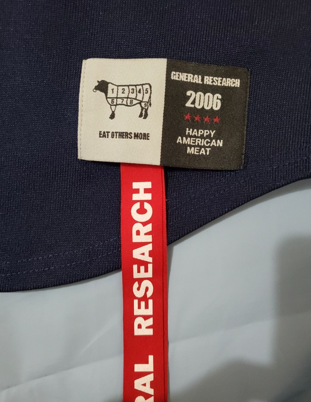 General Research 2006 "Short Cuts" Happy American Meats Chuck Jersey size M Size US M / EU 48-50 / 2 - 5 Thumbnail