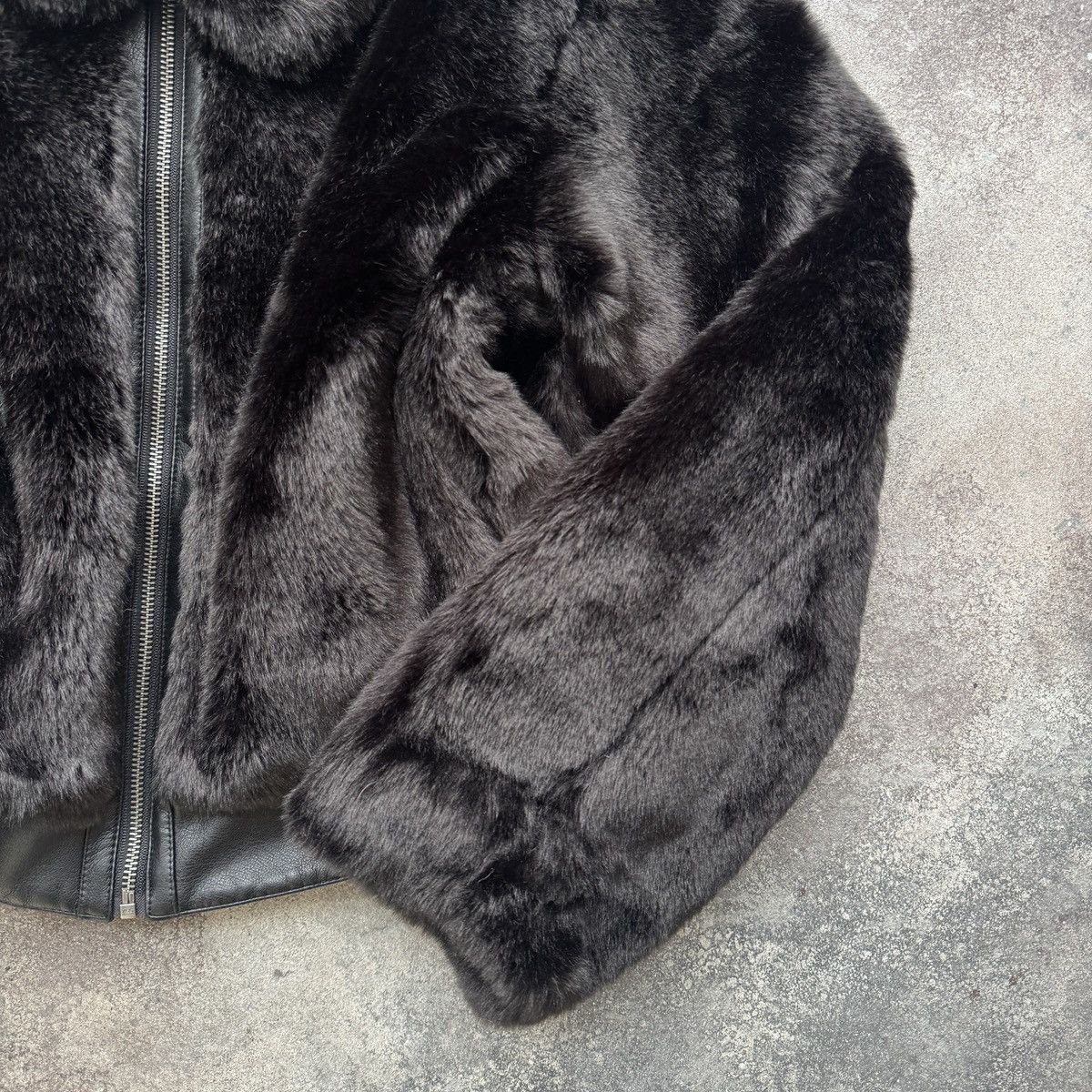 If Six Was Nine Orsay Y2K Glam Black Faux Fur Cropped Jacket Size L / US 10 / IT 46 - 11 Thumbnail